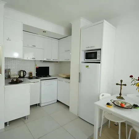 Aparthotel Hun Club 2*